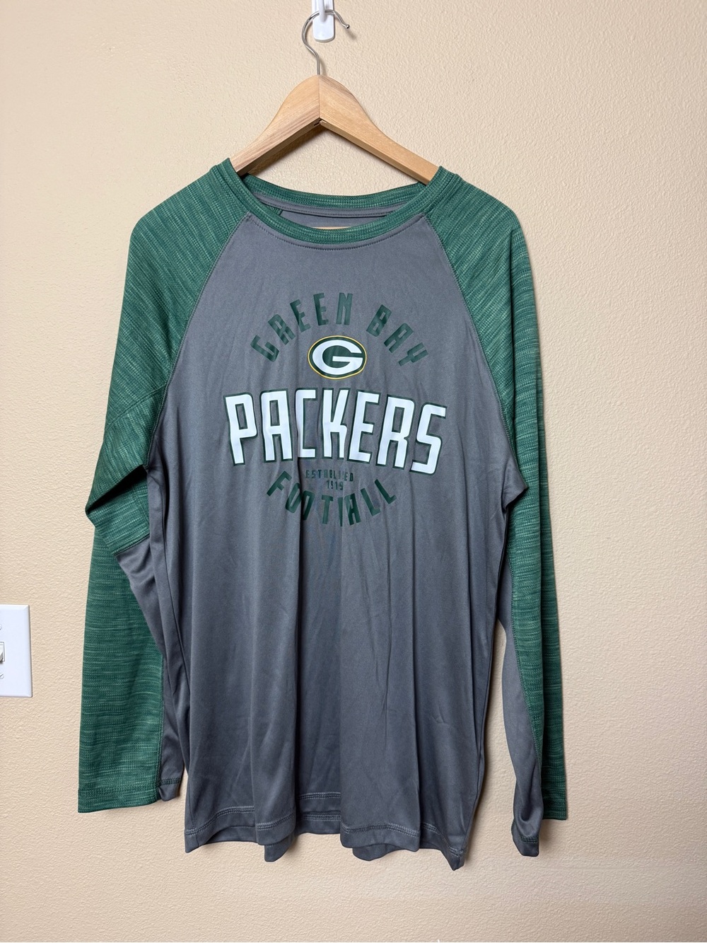 NFL Men’s Green Bay Packers Performance Shirt Size Large